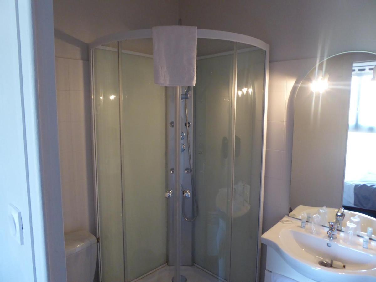 Auberge De La Paillere Lavours Ngoại thất bức ảnh